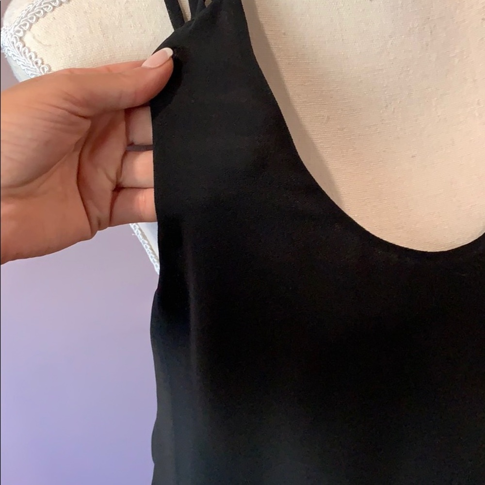 Razor back blouse - Picture 3 of 3